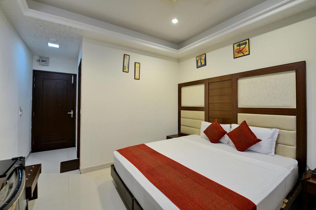 Hotel Orbit 34 Chandīgarh Exterior foto